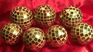 Lote de 7 Bolas/Orbes/Esferas de Vidrio Mosaico Decorativo 3" y 4" - dr - Imagen 1 de 4