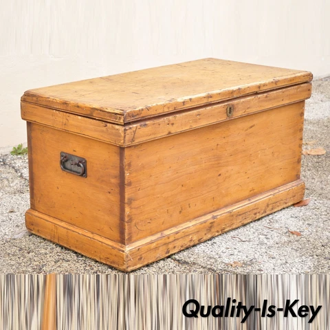 19th C Antique Rustic Primitve Chestnut Wood Wooden Dovetail Blanket Chest Trunk Cover