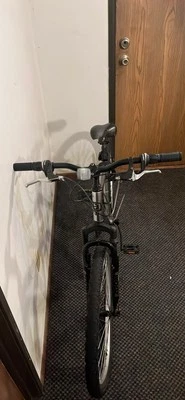 21-скоростная алюминиевая рама горного велосипеда Diamondback. Диски 26 дюймов. Б/у - довольно. - Изображение 1 из 2