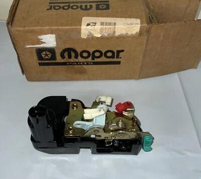 Pestillo puerta delantera derecha MOPAR 4717472AB 97-2000 Caravan Voyager genuino Foto 1 de 4