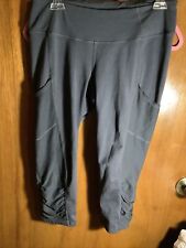 Old Native Active Large Gray Capri Leggings With Pockets Ruching