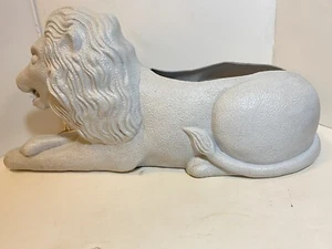 Vintage 1991 Union Products Lion Blow Mold 21” Planter Outside Yard Lawn Decor - Picture 1 of 17