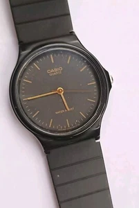 Casio MQ-24 Unisex Schwarz Kautschukband Quarzuhr - Bild 1 von 7