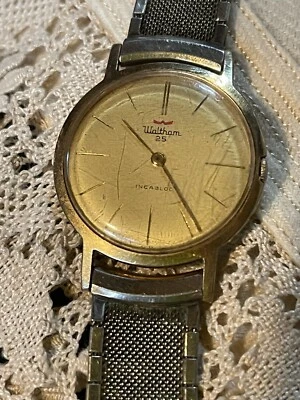Waltham 25 jewel Incabloc vintage watch working - Image 1 of 4