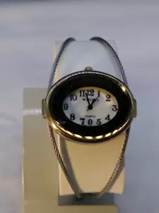 Wincci Ladies Watch Quartz Japan Movement Mother Of Pearl New Battery - Picture 1 of 8