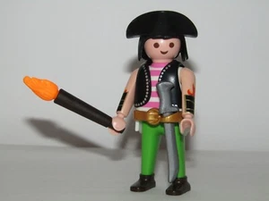Playmobil Captain Pirate w/ torch and campfire - C58 - Picture 1 of 4