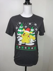 Camiseta Pokémon Pikachu Verde Navidad Mangas Largas Juvenil Talla xL Adulto xS - Imagen 1 de 4