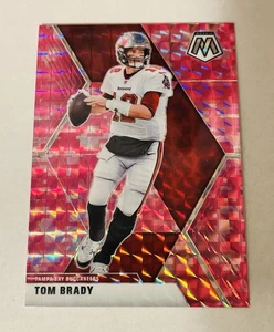 2020 Panini Mosaic Camo Pink Prizm Tom Brady #135 Buccaneers - Picture 1 of 2