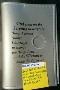 Narcotics Anonymous NA Serenity Prayer Basic 6th Ed guiding SILVER Book COVER - Foto 1 di 7