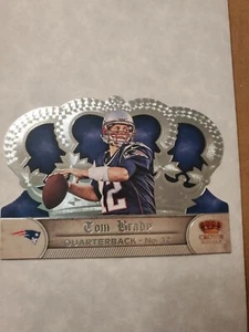2012 Panini Crown Royale silver holofoil  Die cut Tom Brady #52 - Picture 1 of 6