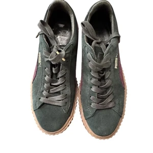 Womens 9 Green Puma Platform Sneaker with Red Strip on side. RHIANNA Style - Picture 1 of 7