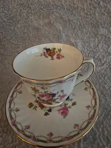 VTG ROYAL WINCHESTER Bone China Cup & Saucer Pink Roses Swags Gold Trim - Picture 1 of 2