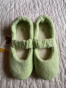 Acorn Women's Sz 8-9 Lime Green Comfort Spa Ballet Slippers New Tags - Picture 1 of 6