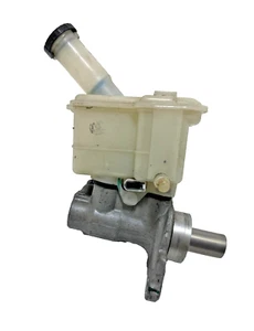 Master Brake Cylinder Nissan Micra K13 1.2 59 KW 80 HP Brake Booster - Picture 1 of 3