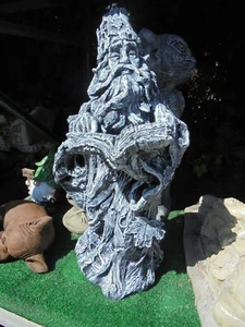 Large Wizard concrete garden ornament - Picture 1 of 14