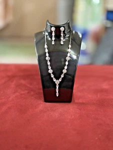 imitation jewellery - Picture 1 of 3