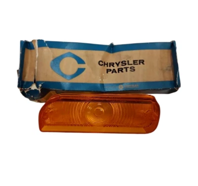 1968-1969 Plymouth GTX Road Runner Right Passenger Side Parking Lens 3004152 NOS - Image 1 of 3