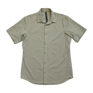 Lululemon Airing Easy Camicia Manica Corta Small S Uomo Polo con Bottoni Elasticizzata Palestra - Foto 1 di 3
