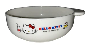 SANRIO Hello Kitty Tazón de plástico Sopa Cereal Arroz Plato Arroz Sopa Taza 2 asas 4" - Imagen 1 de 4