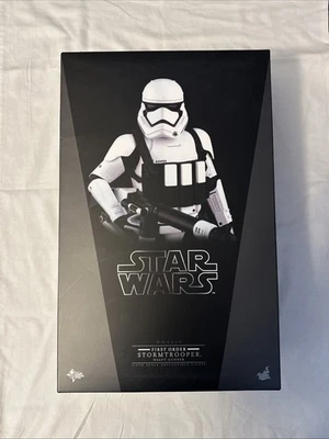 Hot toys MMS318 1/6 First Order Heavy Gunner Stormtrooper Star Wars - Image 1 of 2