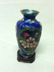 Vintage, Beautiful, 3.5in H x 2in D,Blue Floral Cloissone’ Style Vase with Stand - Picture 1 of 7