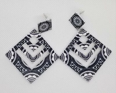 Призматические деревянные серьги с бриллиантами - Изображение 1 из 4