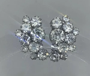 VTG Signed WEISS Crystal Rhinestone Clip On Earrings Bridal Prom Formal - Picture 1 of 4