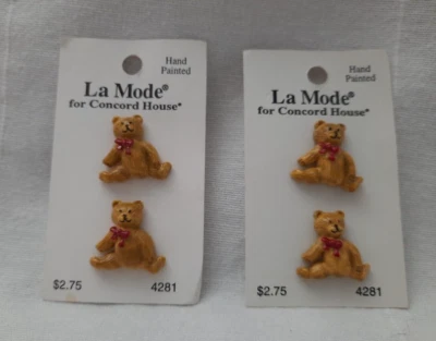 4 La Mode Novelty Buttons ~ Sitting Teddy Bear w/ Red Bow ~ Shank ~ On Cards - Image 1 of 4