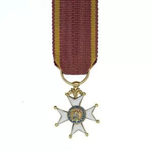 España Bonita Medalla Miniatura De Oro De Orden De San Ferdinand. Oro, Esmalte - Imagen 1 de 3
