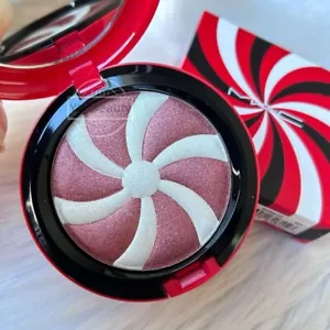 New MAC Hyper Real Glow Duo Highlighter~FORTUNE TELLER/BLIZZARD WIZARD~Full Size - Picture 1 of 4