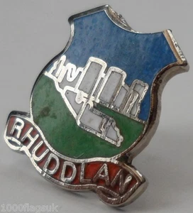 Rhuddlan Town Crest Pin Badge - Picture 1 of 1