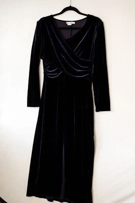 Vestido maxi vintage Dressbarn EUA 8 veludo roxo veludo gótico capricho bruxa - Imagem 1 de 4