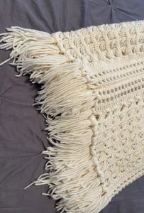Ivory Puff Hand knit Afghan Fringe Blanket Throw 60” X 36”  - Picture 1 of 7