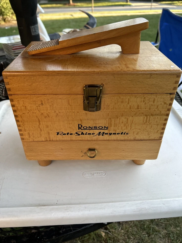 1966 Ronson Roto Shine Magnetic Used Includes All Parts - Image 1 of 4