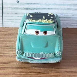 Disney Pixar Cars World Of Cars Rusty Rust-Eze Di-cast Metal Juguete 3267 EA M10 - Imagen 1 de 10
