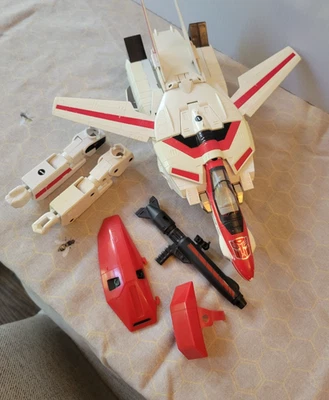 Transformers G1 Jetfire + armadura pierna izquierda, pistola - 1985 - dañado - leer Foto 1 de 4