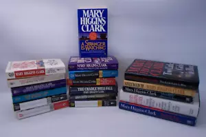 Menge 18 Mary Higgins Clark Mystery Suspense Romane Bücher 5 HC's und 13 PB's - Bild 1 von 12