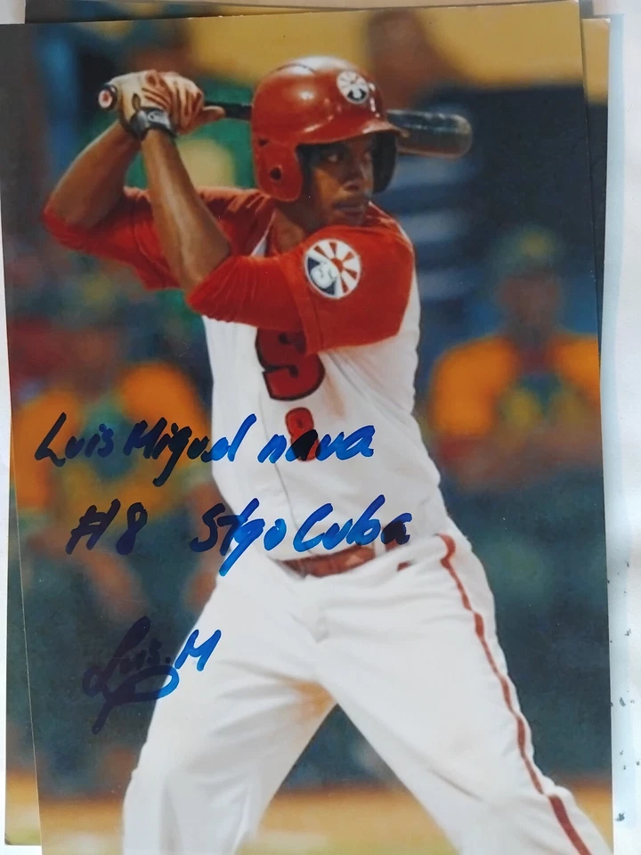 Miguel   Nava   Cuba     Olympiazweiter   im  Baseball   2008 - Bild 1 von 1