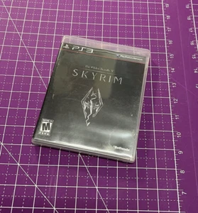 The Elder Scrolls V: Skyrim (PlayStation 3, 2011) - Picture 1 of 4