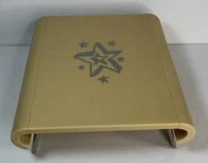 AG American Girl Fun & Games Table - 2012 - RETIRED - TABLE ONLY (Used GUC) NLA - Bild 1 von 5