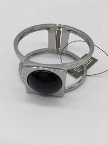 IMPRESIONANTE PULSERA CHICA'S NEGRA Y PLATEADA NUEVA CON ETIQUETAS - Imagen 1 de 3