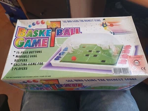 Vintage Tabletop Game Basketball FALP New Vintage 14 Buttons - Picture 1 of 2