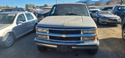 Used Engine Coolant Reservoir fits: 1999 Chevrolet Suburban 2500 gasoline engine - Image 1 of 4