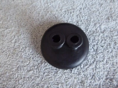 Datsun Roadster 1600 - 2000, 1965-70 cable estrangulador sello de ojal de goma, nuevo Foto 1 de 3