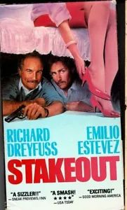 Stakeout Richard Dreyfuss,Eilio Estevez USED VERY GOOD VHS - Imagen 1 de 2