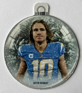 Ornamento de fútbol americano Justin Herbert 2025 Panini Mosaic - Los Angeles Chargers - Imagen 1 de 2