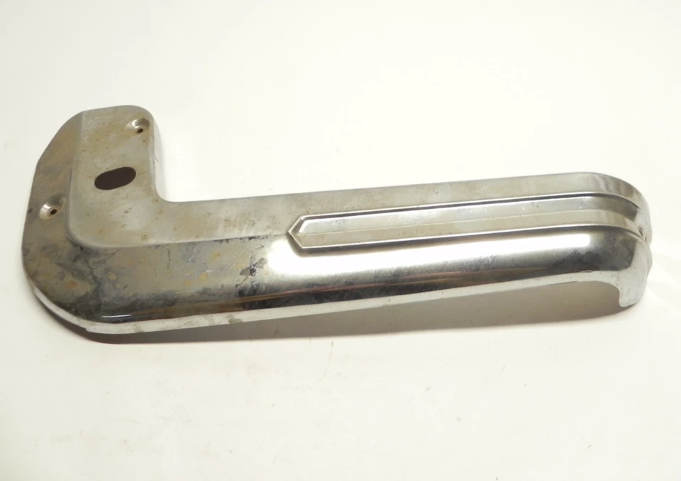 AMC Ambassador 990 1964-1966 y cross vountry wagon pase asiento delantero inferior moldura Foto 1 de 4