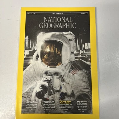 National Geographic Magazine - September 2025 - The great moon rush is coming - Image 1 of 2