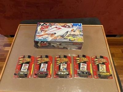 Литые модели автомобилей Speed Racer Mach 5 1999 новые в коробке плюс Johnny Lightning 2007! - Изображение 1 из 4