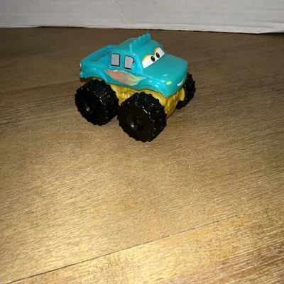 Disney Pixar Cars Mini Racer 2022 On The Road Ivy Monster Truck Foto 1 de 4